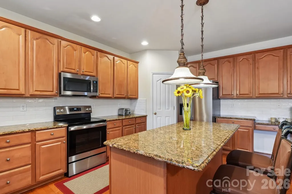 7809 Pinecroft Court Harrisburg NC 28075