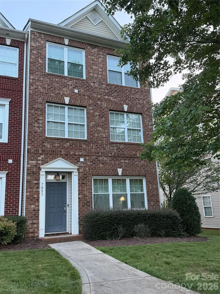 7051 Brighton Park Drive Charlotte NC 28227