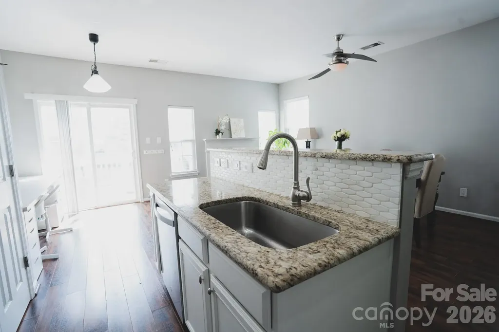 7051 Brighton Park Drive Charlotte NC 28227