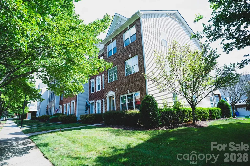 7051 Brighton Park Drive Charlotte NC 28227