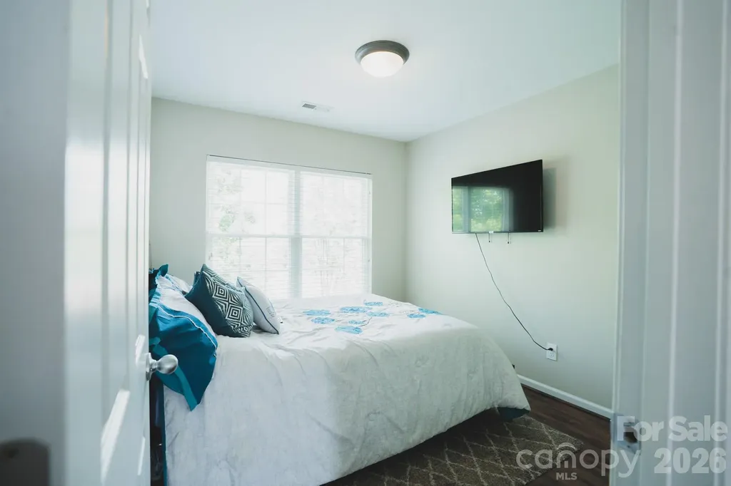 7051 Brighton Park Drive Charlotte NC 28227