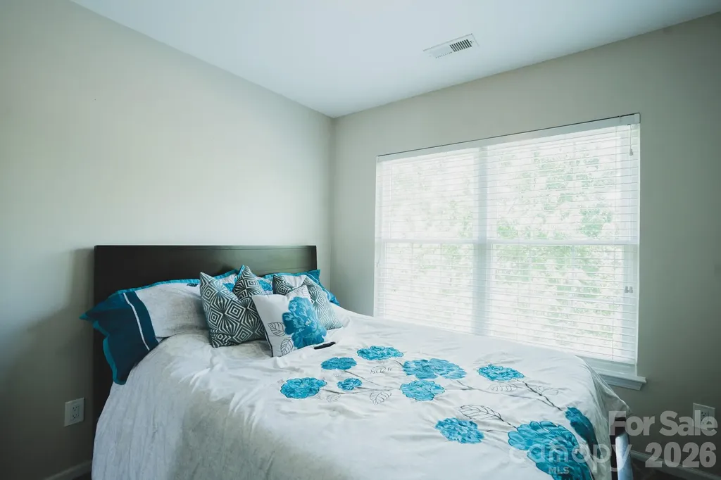 7051 Brighton Park Drive Charlotte NC 28227