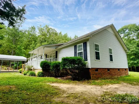 4942 Reid Road Edgemoor SC 29712