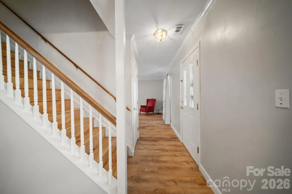 1040 Thorncrest Drive Fletcher NC 28732