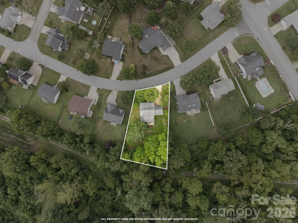 1040 Thorncrest Drive Fletcher NC 28732