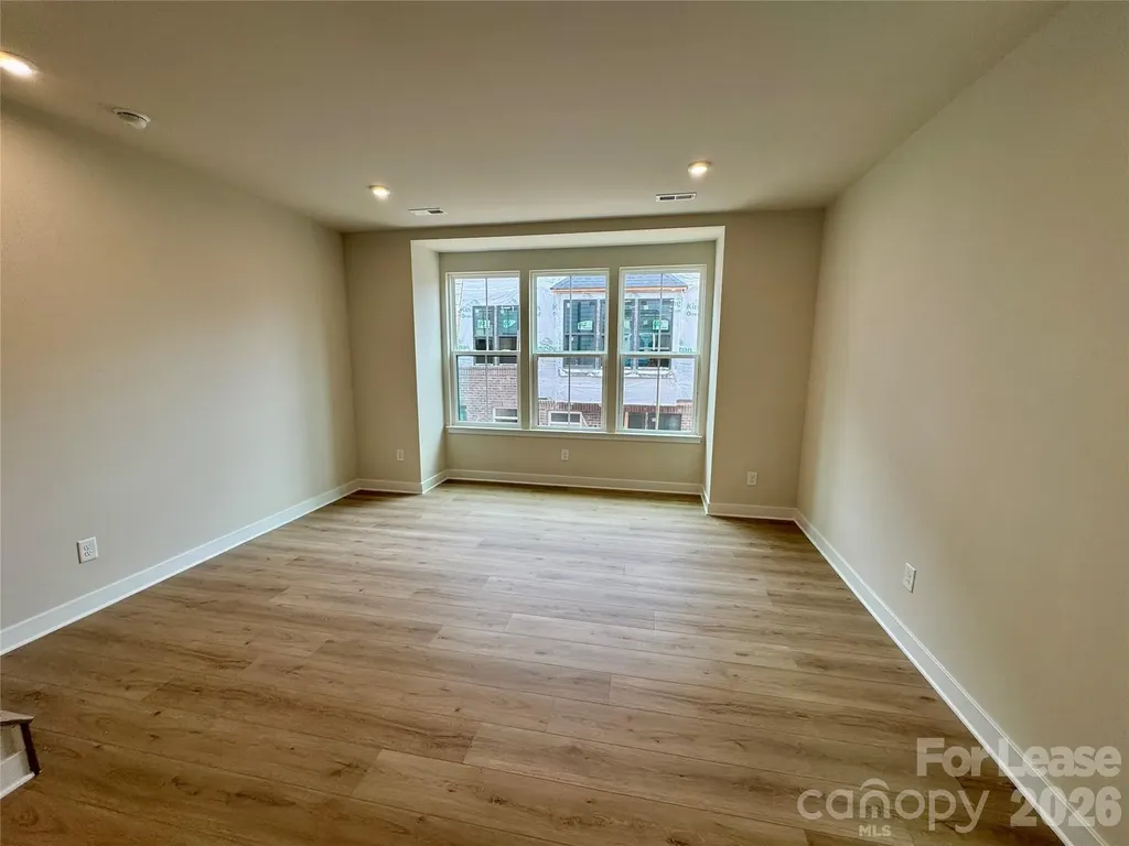 5021 Chinook Lane Charlotte NC 28217