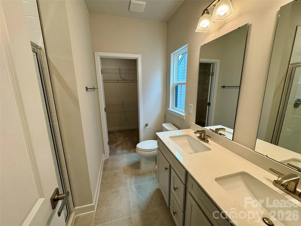 5021 Chinook Lane Charlotte NC 28217