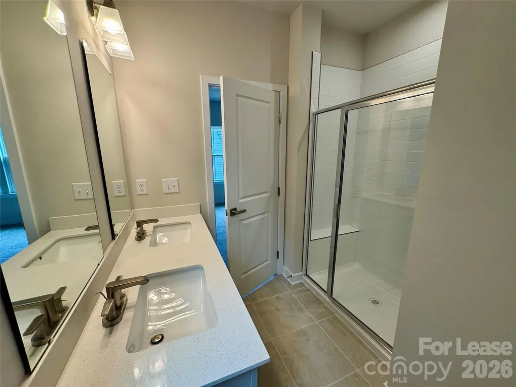 5021 Chinook Lane Charlotte NC 28217