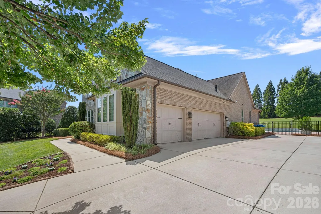 9896 Manor View Drive NW Concord NC 28027