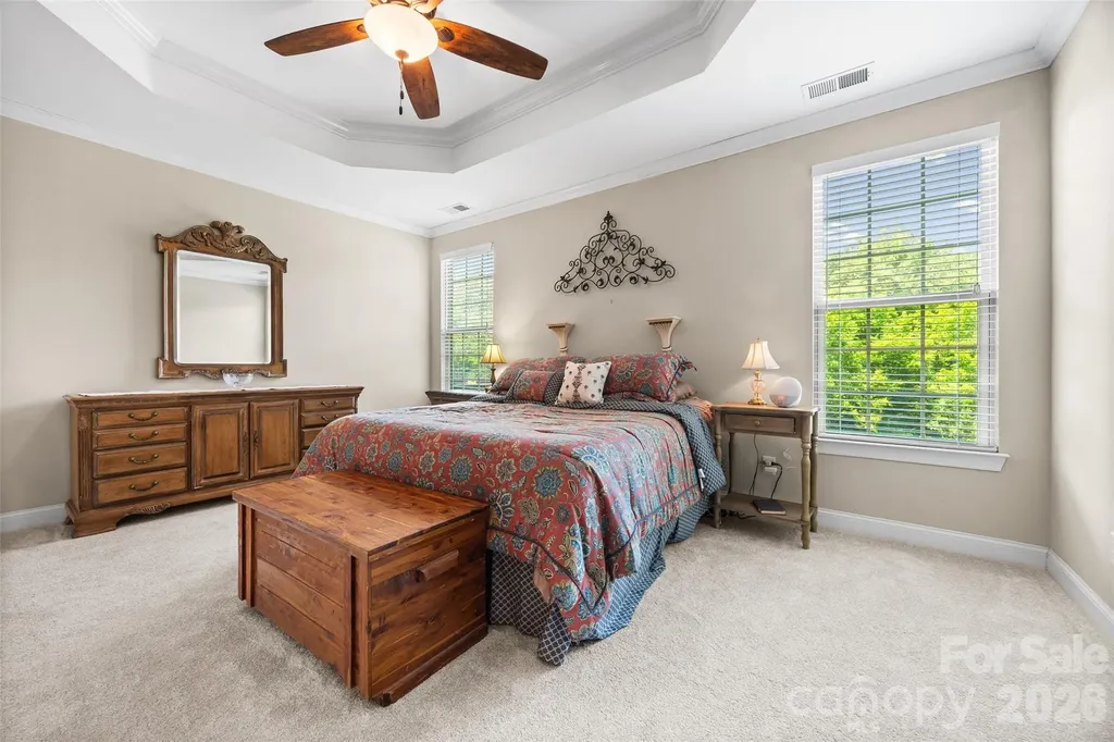 8477 Whitworth Avenue Harrisburg NC 28075