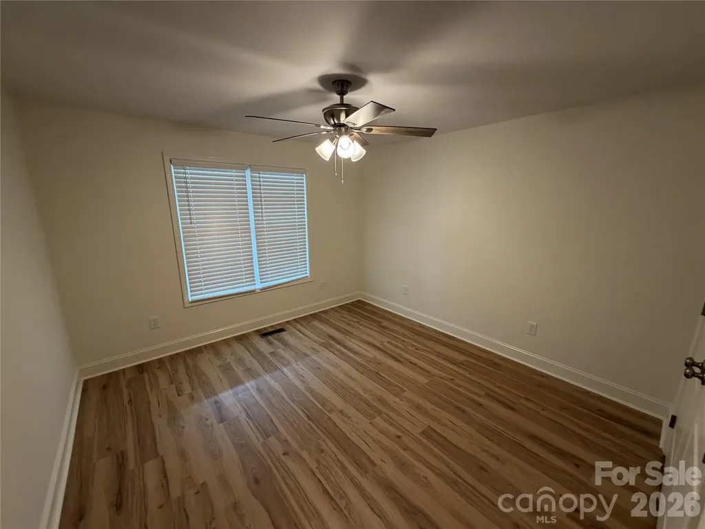 302 E Boyd Street Maiden NC 28650