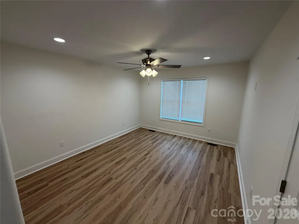 302 E Boyd Street Maiden NC 28650
