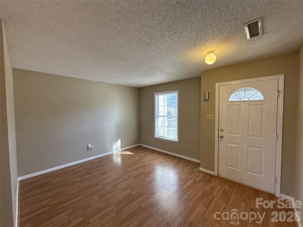 2043 Dunsmore Lane Waxhaw NC 28173