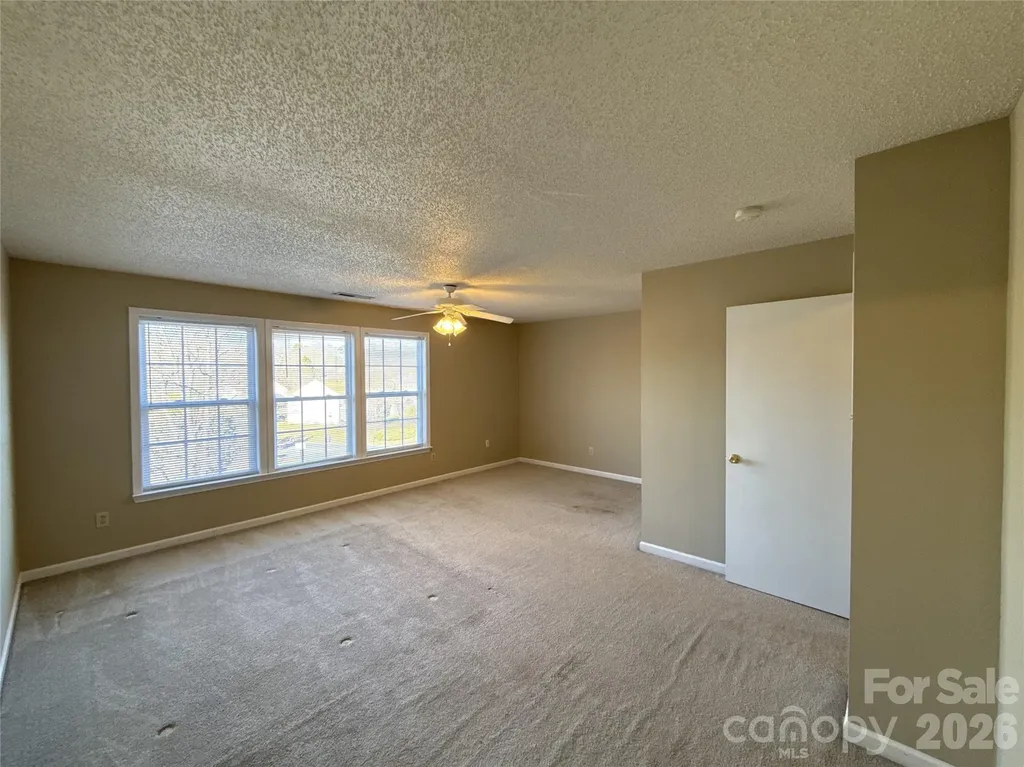 2043 Dunsmore Lane Waxhaw NC 28173
