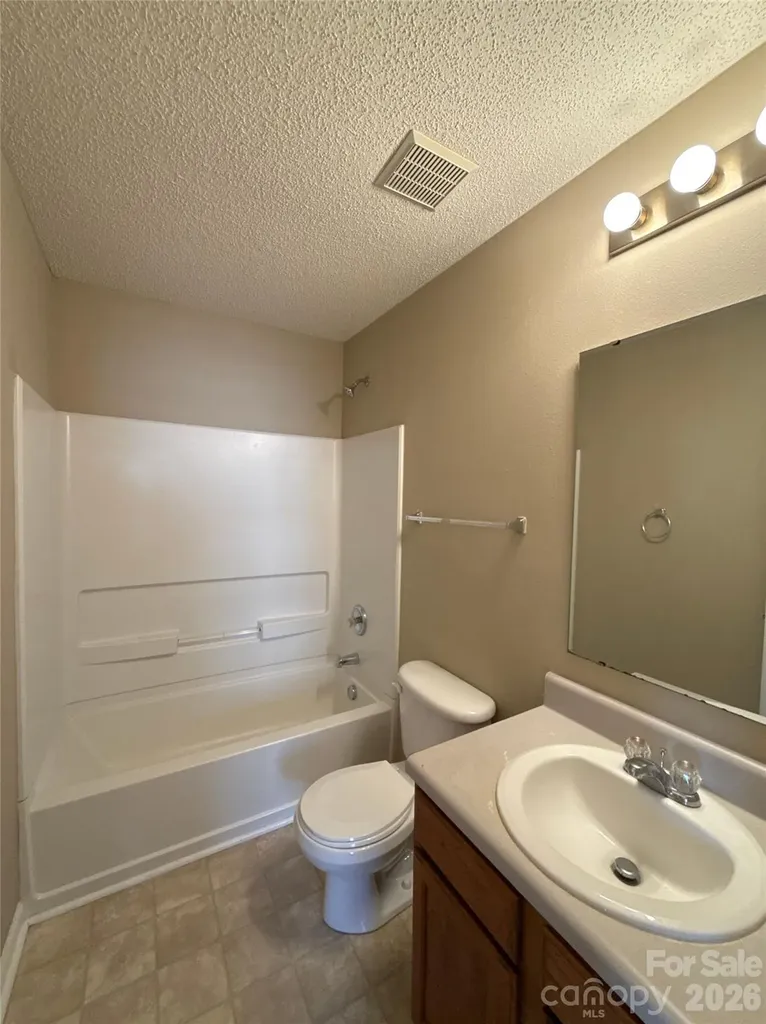 2043 Dunsmore Lane Waxhaw NC 28173