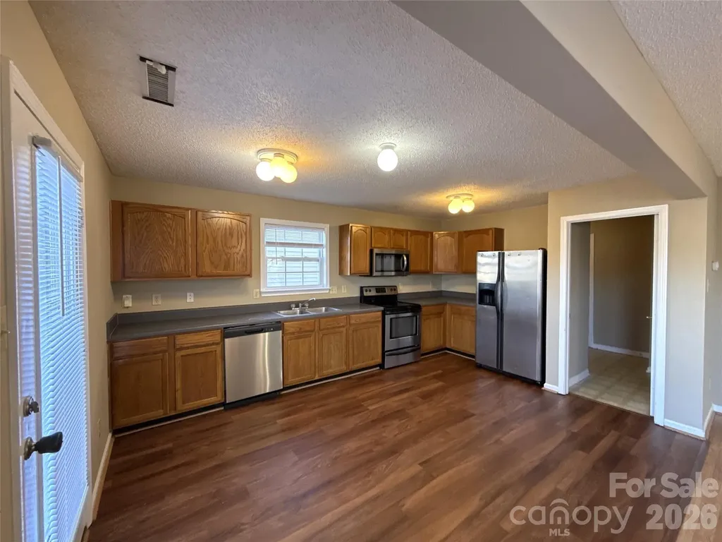 2043 Dunsmore Lane Waxhaw NC 28173