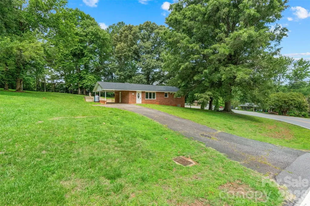 382 Wildwood Circle Taylorsville NC 28681