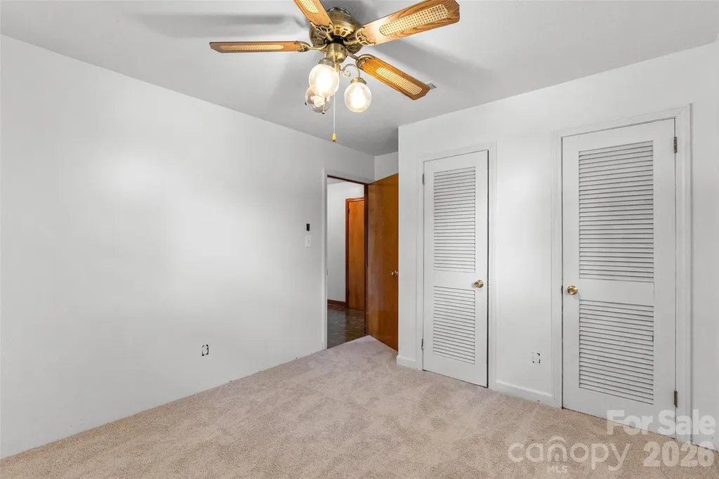 382 Wildwood Circle Taylorsville NC 28681