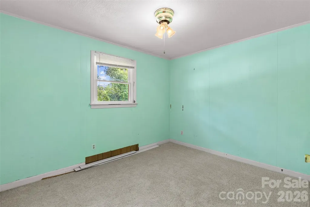 382 Wildwood Circle Taylorsville NC 28681