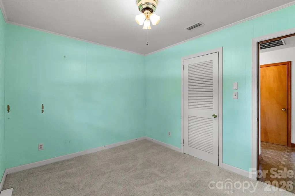 382 Wildwood Circle Taylorsville NC 28681