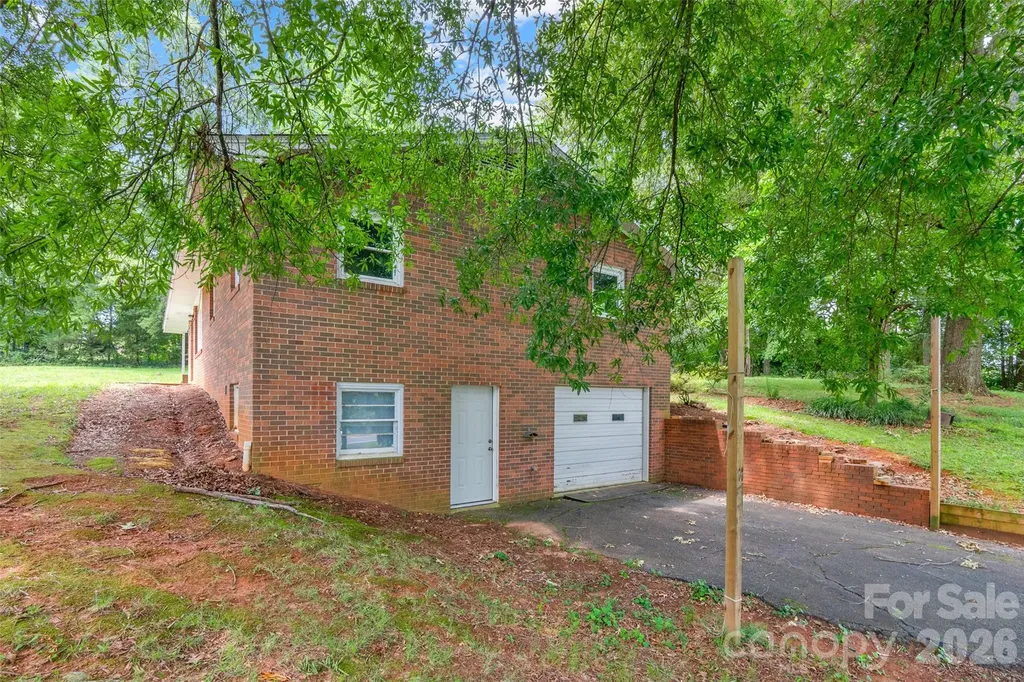 382 Wildwood Circle Taylorsville NC 28681