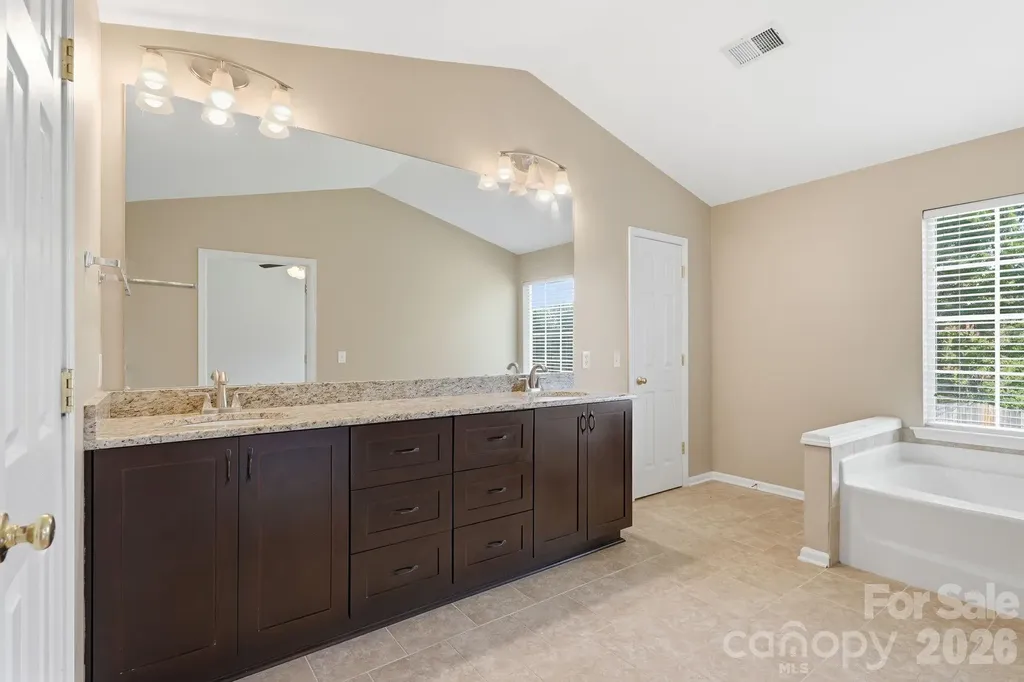 5219 Bentgrass Run Drive Charlotte NC 28269