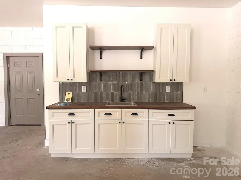 1295 N Main Avenue Newton NC 28658