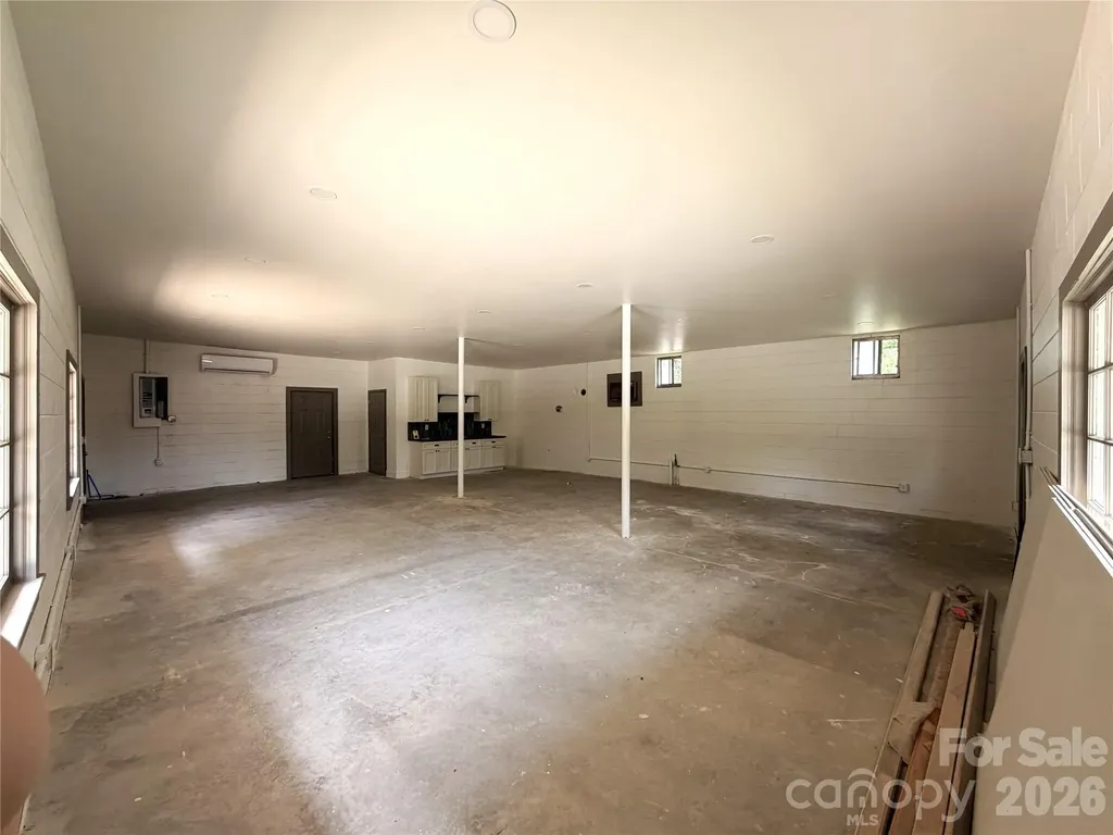 1295 N Main Avenue Newton NC 28658