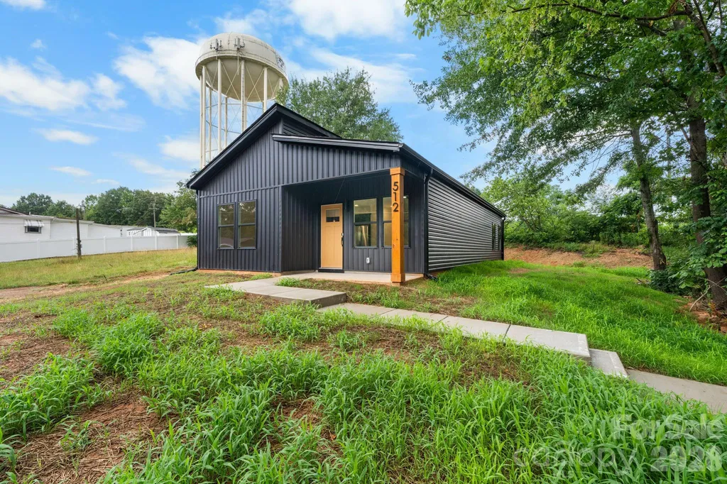 512 28th Street SW Hickory NC 28602
