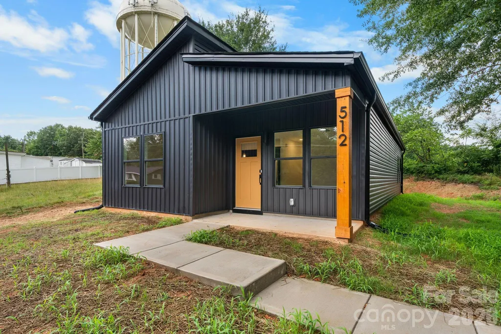 512 28th Street SW Hickory NC 28602