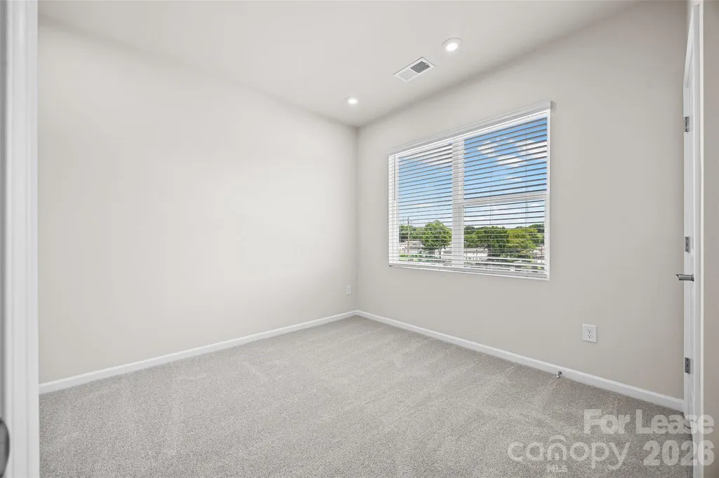 5640 Kingspan Drive Charlotte NC 28217