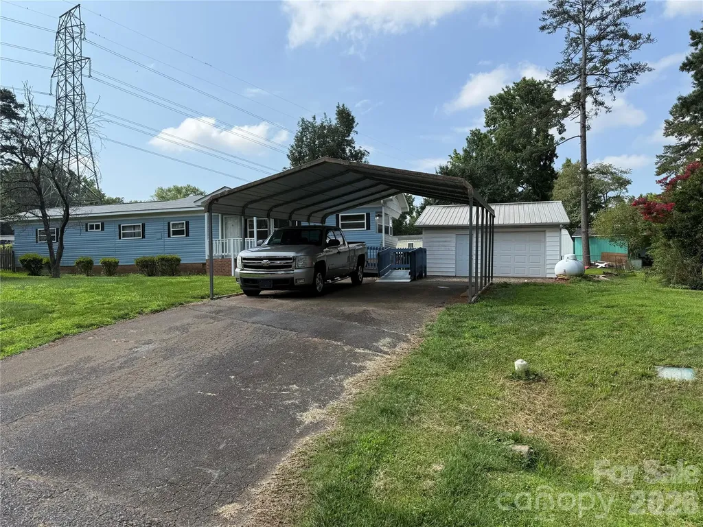 7312 Doblinway Drive Charlotte NC 28215