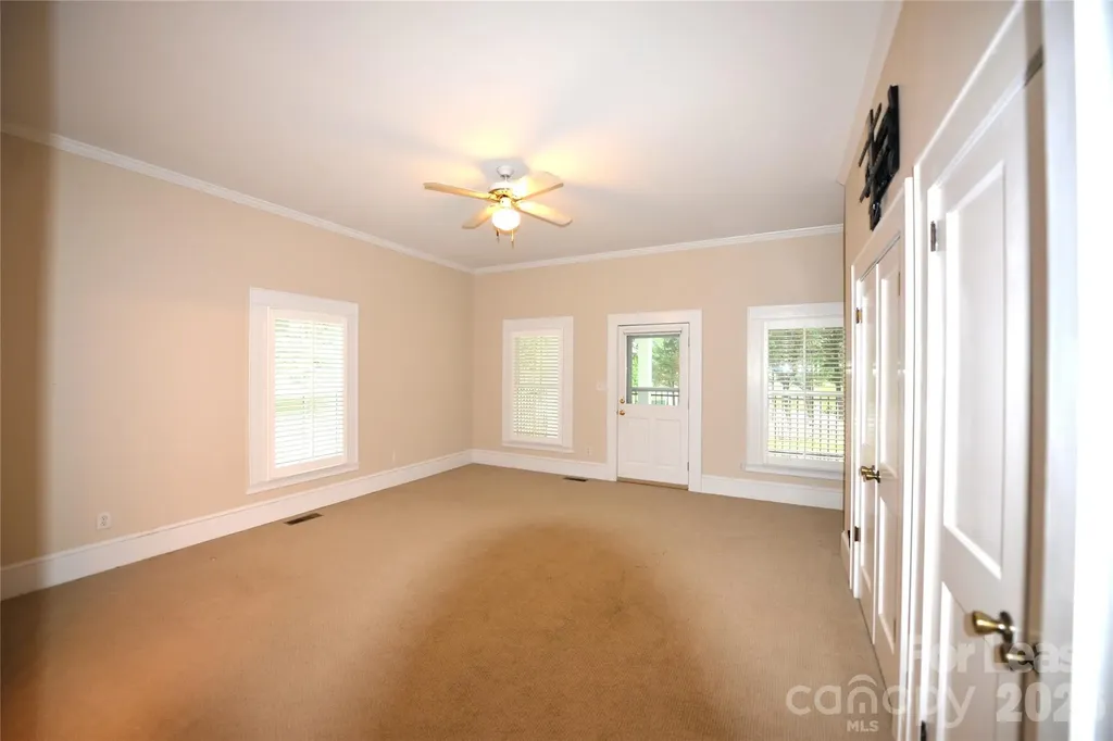 252 South Street Davidson NC 28036