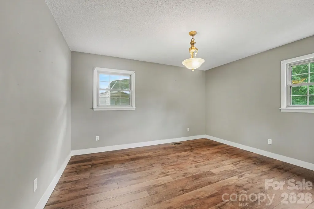 1138 Graham Street Claremont NC 28610