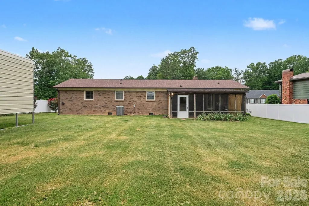1138 Graham Street Claremont NC 28610