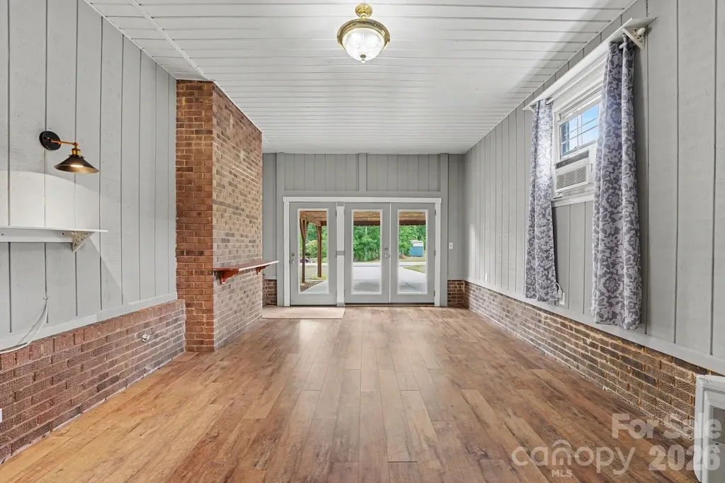 1138 Graham Street Claremont NC 28610