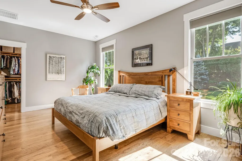 60 Barnrock Drive Mills River NC 28759