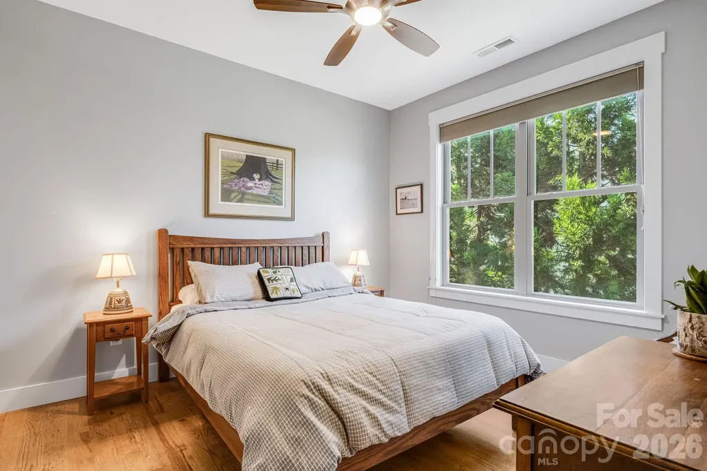 60 Barnrock Drive Mills River NC 28759