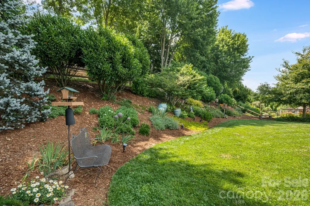 60 Barnrock Drive Mills River NC 28759