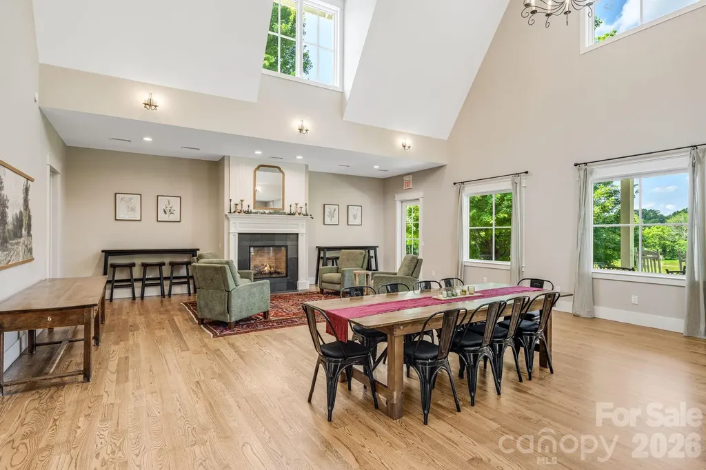 60 Barnrock Drive Mills River NC 28759