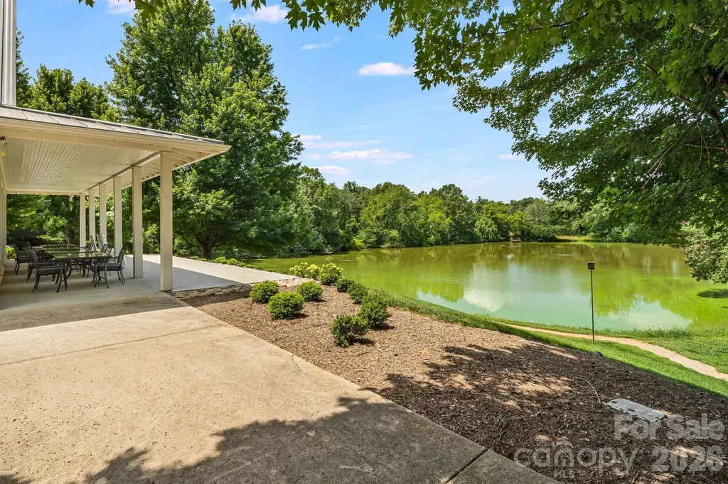 60 Barnrock Drive Mills River NC 28759