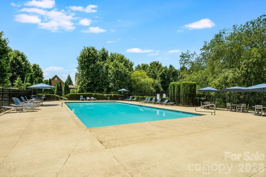 60 Barnrock Drive Mills River NC 28759