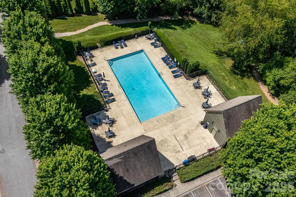 60 Barnrock Drive Mills River NC 28759