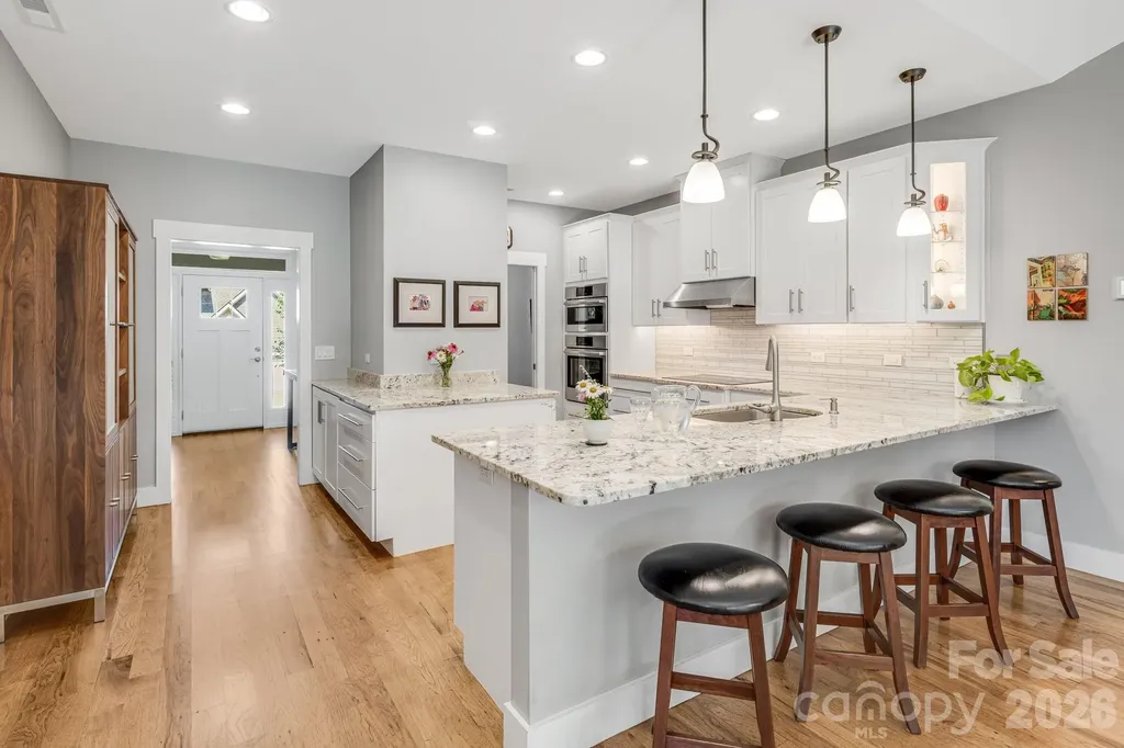 60 Barnrock Drive Mills River NC 28759