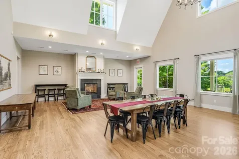 60 Barnrock Drive Mills River NC 28759