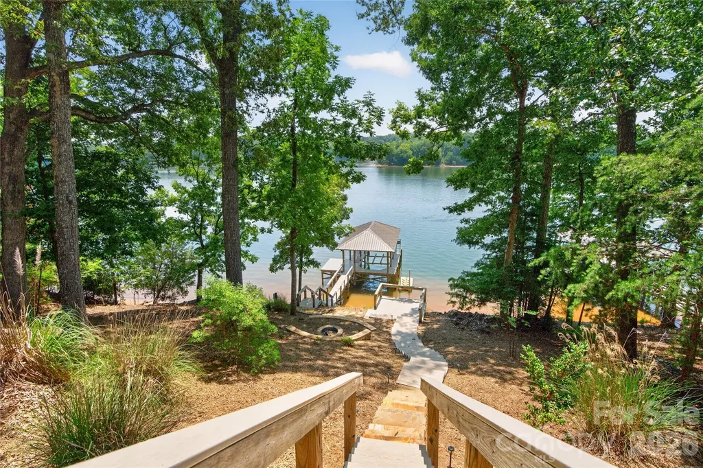 3225 Lake Pointe Drive Belmont NC 28012