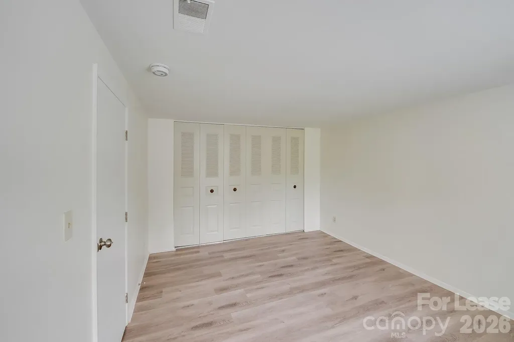 5001 Forest Mountain Court Charlotte NC 28227