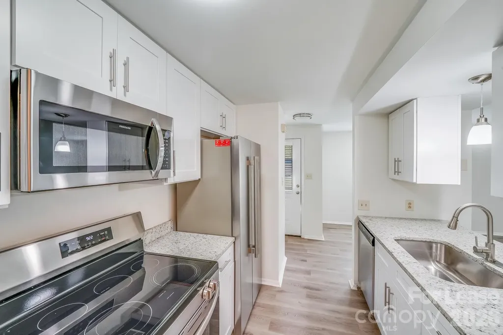 5001 Forest Mountain Court Charlotte NC 28227