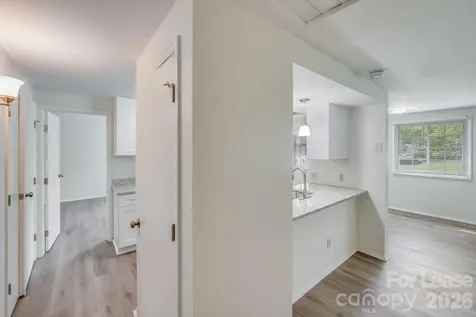 5001 Forest Mountain Court Charlotte NC 28227