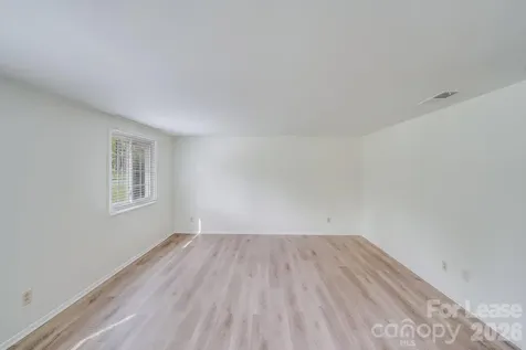 5001 Forest Mountain Court Charlotte NC 28227
